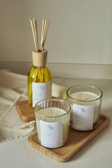 Sistema de Emprendimiento con Velas y Aromatizantes